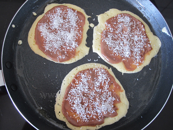 Pancake Rezept - Delikate Röllchen mit Füllung1